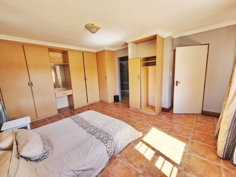 4 Bedroom Property for Sale in Cola Beach Western Cape